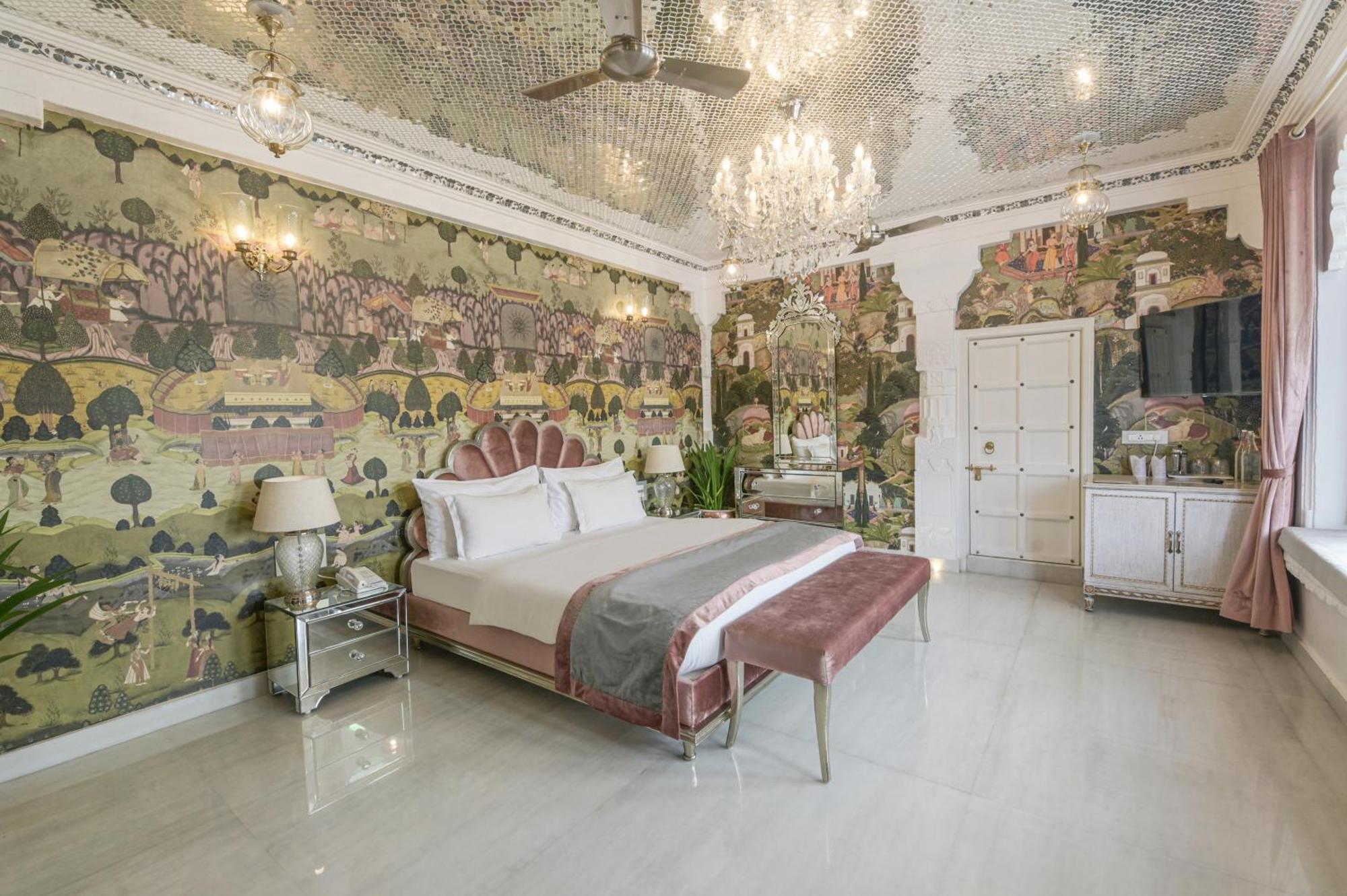 Hotel Jagat Niwas Palace